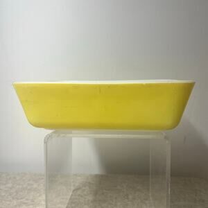 Vintage Pyrex 0503 Yellow Refrigerator Dish‎ R-2 No Lid USA